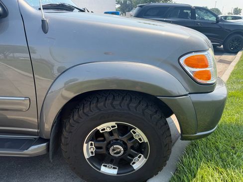 Used 2003 Toyota Sequoia Limited AWD/4WD image 11