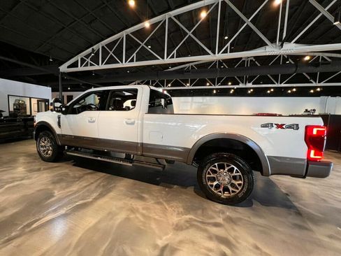 Used 2022 Ford F250 King Ranch image 2