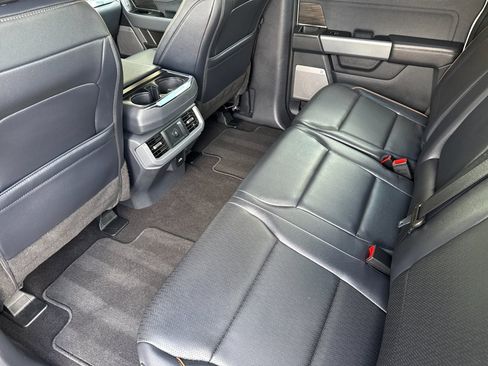 Used 2025 Ford F150 Lariat AWD/4WD image 11