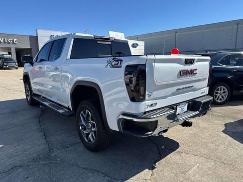 Used 2022 GMC Sierra 1500 SLT image 5