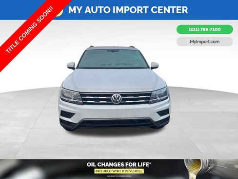 Used 2021 Volkswagen Tiguan SE image 2