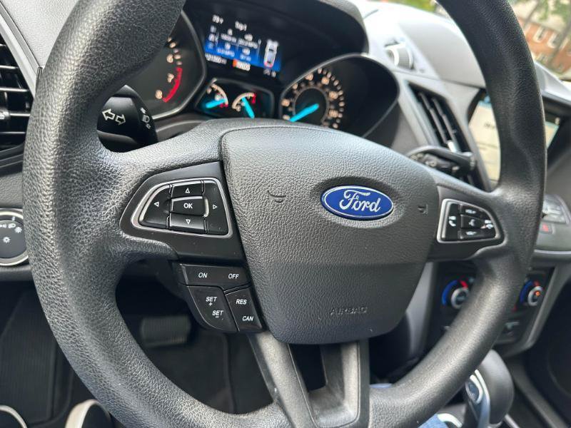 Used 2019 Ford Escape SE FWD image 27