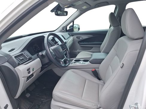 Used 2024 Honda Ridgeline RTL image 11