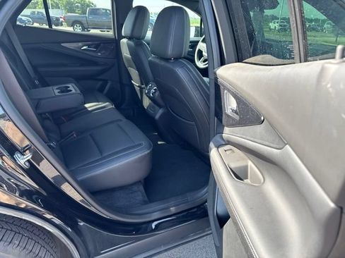 Used 2024 Chevrolet Blazer EV LT AWD/4WD image 32