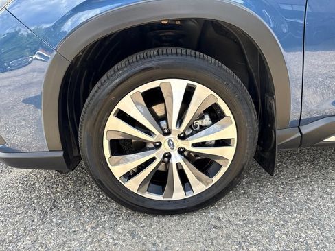 Used 2022 Subaru Ascent Limited w/ Technology Package AWD/4WD image 11