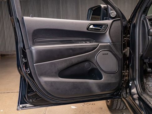 Used 2022 Dodge Durango SRT w/ Technology Group image 28