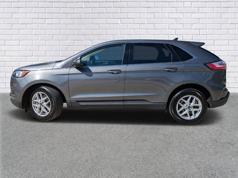 Used 2022 Ford Edge SEL image 2