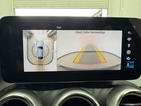 Used 2022 Mercedes-Benz GLC 300 4MATIC Coupe image 27