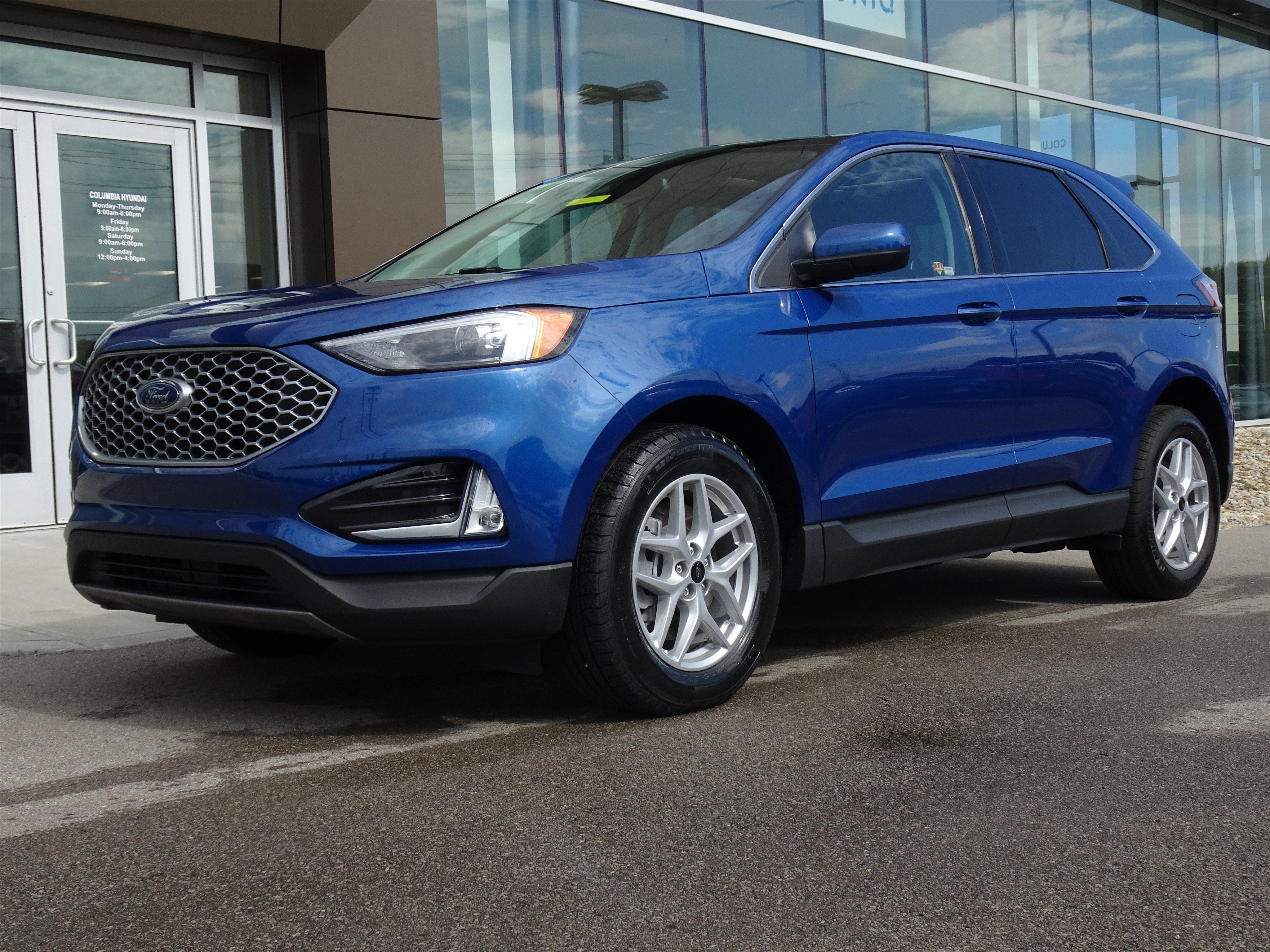 Used 2024 Ford Edge SEL w/ Convenience Package AWD/4WD image 1