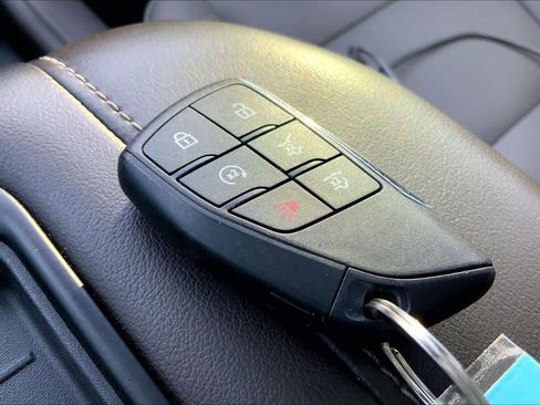 Used 2024 Chevrolet Tahoe Z71 w/ Z71 Off-Road Package image 14