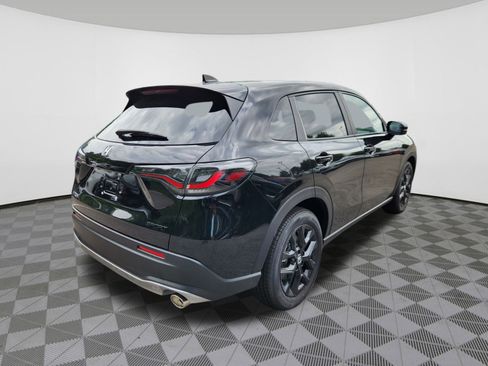 New 2025 Honda HR-V Sport image 4