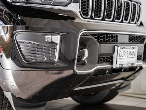 New 2025 Jeep Grand Cherokee Overland image 13