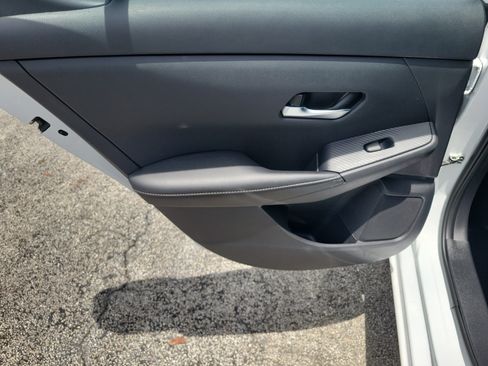 Used 2023 Nissan Sentra SV w/ All-Weather Package FWD image 16