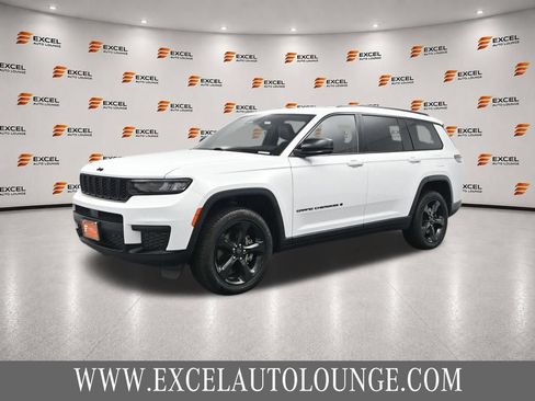 Used 2023 Jeep Grand Cherokee L Laredo AWD/4WD image 1