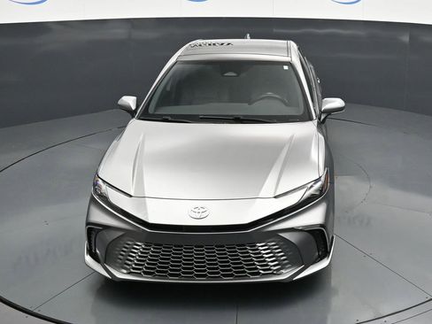 Used 2025 Toyota Camry XSE image 10