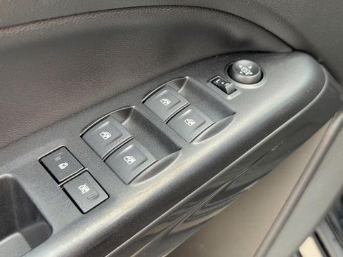 Used 2020 GMC Canyon All Terrain AWD/4WD image 15