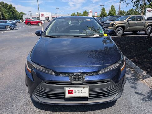 Used 2024 Toyota Corolla LE FWD image 11