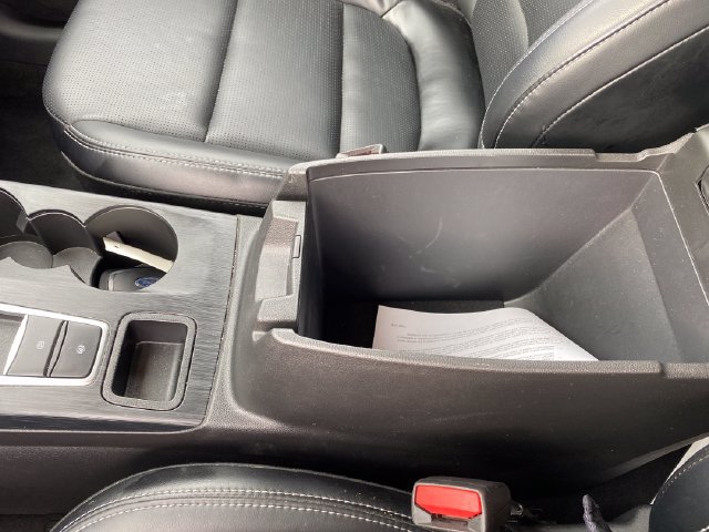 Used 2025 Ford Escape Platinum AWD/4WD image 15