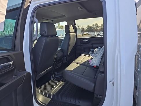New 2025 GMC Sierra 3500 Pro w/ Convenience Package image 10