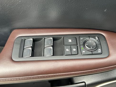 Used 2019 Lexus RX 450h AWD w/ Luxury Package image 13