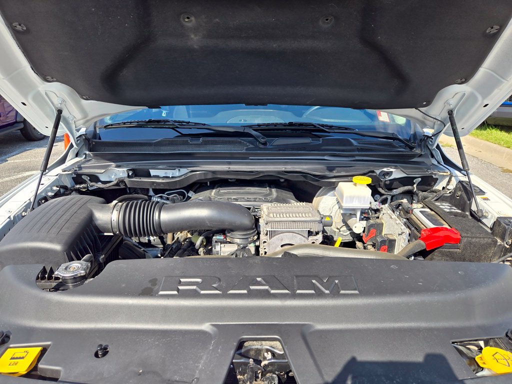 Used 2022 RAM 1500 Laramie AWD/4WD image 30
