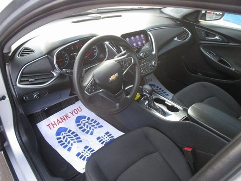 Used 2021 Chevrolet Malibu LT image 20