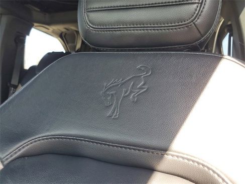Used 2022 Ford Bronco Wildtrak image 15