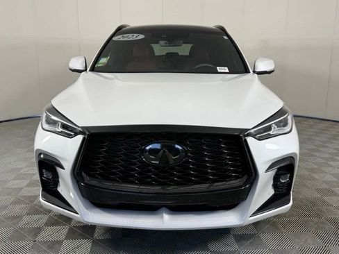Used 2023 INFINITI QX50 Sport FWD image 13