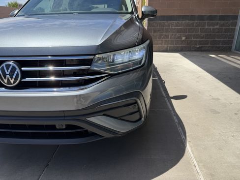 Used 2022 Volkswagen Tiguan S FWD image 11