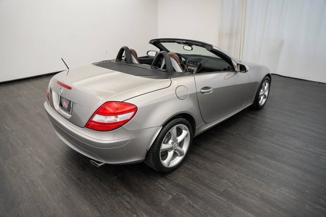 Used 2006 Mercedes-Benz SLK 350 image 10