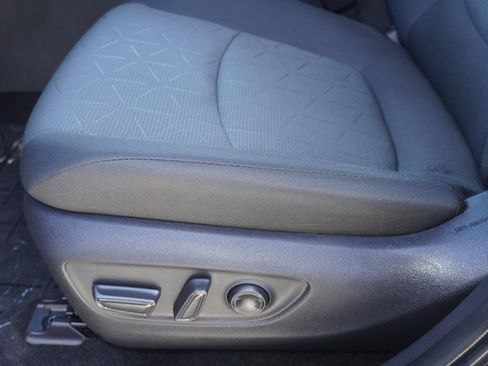 Certified 2025 Toyota RAV4 XLE w/ Convenience Package FWD image 15