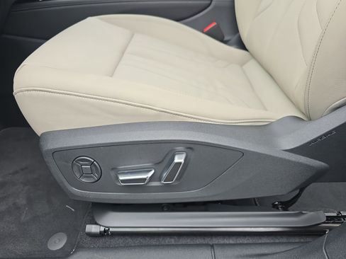 New 2026 Audi Q3 quattro 2.0T image 27