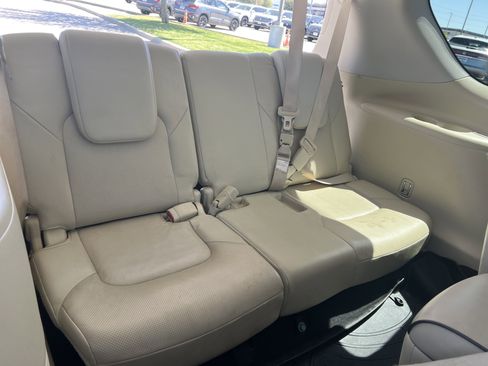Used 2019 INFINITI QX80 Luxe w/ 22" Wheel Package image 32