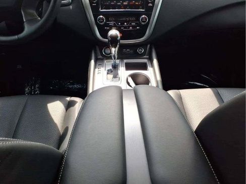 Certified 2024 Nissan Murano SL FWD image 10
