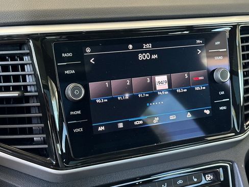 Used 2023 Volkswagen Atlas Cross Sport SE FWD image 18