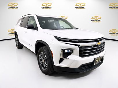 Used 2024 Chevrolet Traverse LT w/ LPO, Floor Liner Package