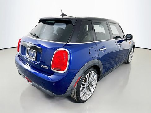 Used 2016 MINI Cooper 4-Door Hardtop FWD image 5