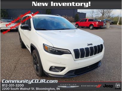 Used 2023 Jeep Cherokee Altitude Lux w/ Lux Elite Package
