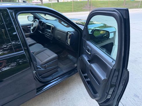 Used 2017 Chevrolet Silverado 1500 LT w/ All Star Edition AWD/4WD image 9