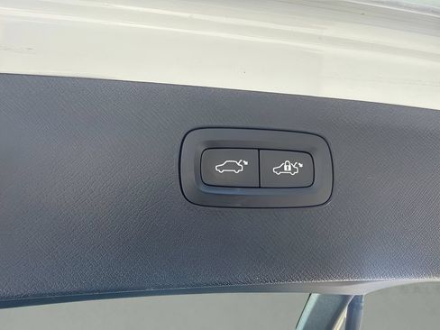 Used 2017 Volvo XC90 T6 Inscription w/ Vision Package AWD/4WD image 27