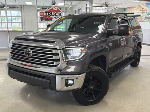 Used 2018 Toyota Tundra Limited w/ Limited Premium Package AWD/4WD image 1