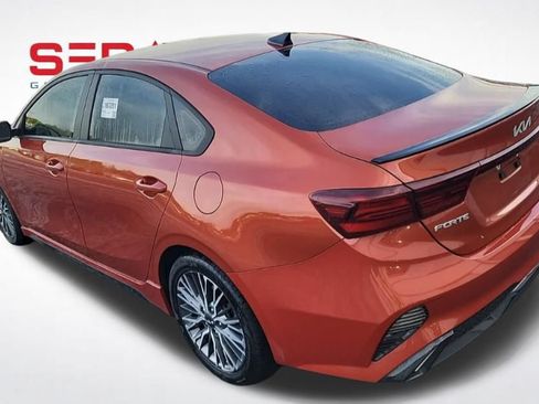 Used 2023 Kia Forte GT-Line w/ GT-Line Technology Package FWD image 2