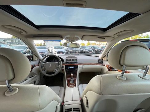 Used 2003 Mercedes-Benz E 320 Sedan image 15
