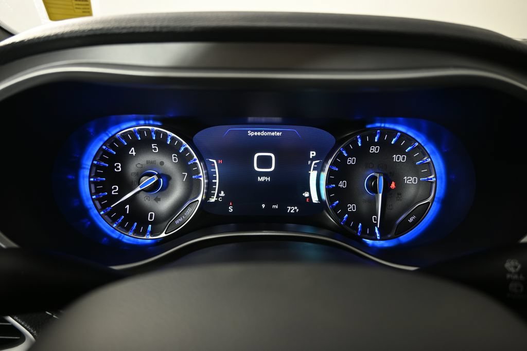 New 2027 Chrysler Pacifica Select AWD/4WD image 26