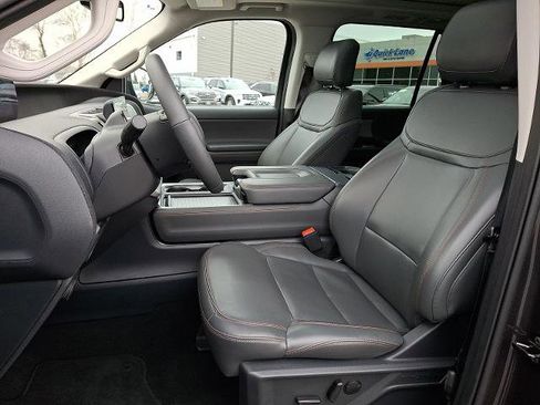 Certified 2025 Ford Expedition Max Active image 14