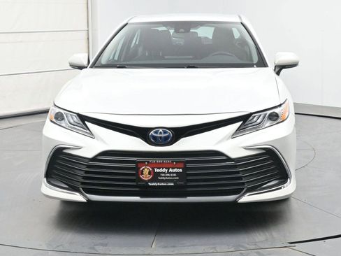 Used 2022 Toyota Camry XLE image 27