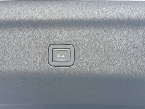 New 2026 GMC Yukon Denali Ultimate image 14