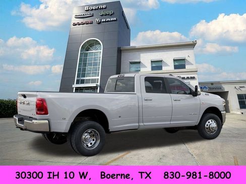 New 2026 RAM 3500 Laramie AWD/4WD image 4