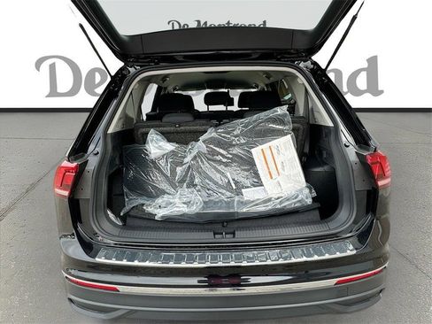 Used 2024 Volkswagen Tiguan S FWD image 29
