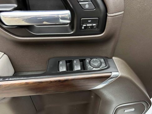 Used 2020 GMC Sierra 1500 SLT w/ SLT Premium Plus Package image 13